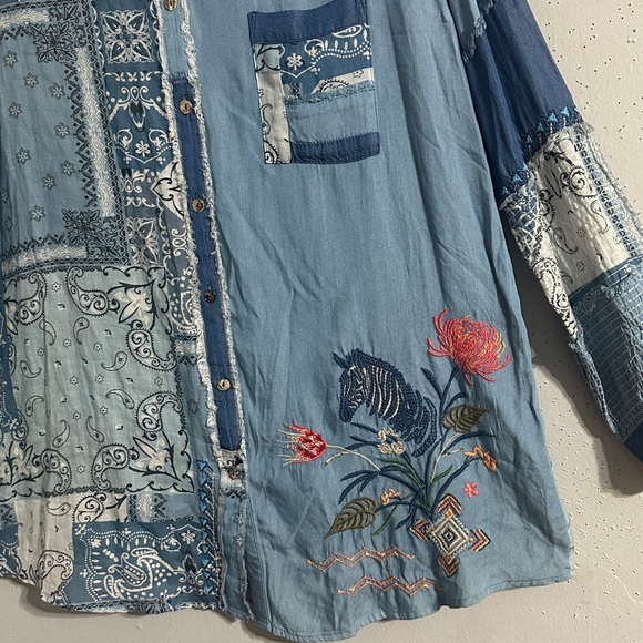 Johnny Was button down top. Multi color pip to pip24” length:26” NWOT - Picture 8 of 9